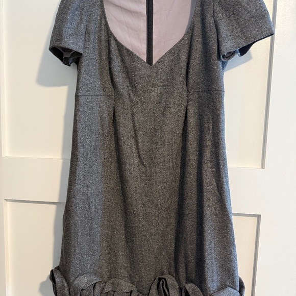 Wool tweed dress with floral apliques - Picture 1 of 3